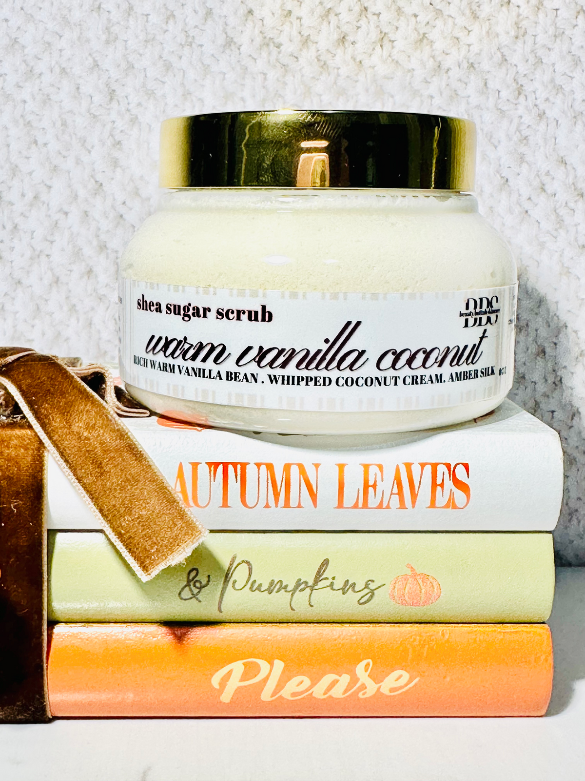 WARM VANILLA COCONUT SHEA SUGAR SCRUB