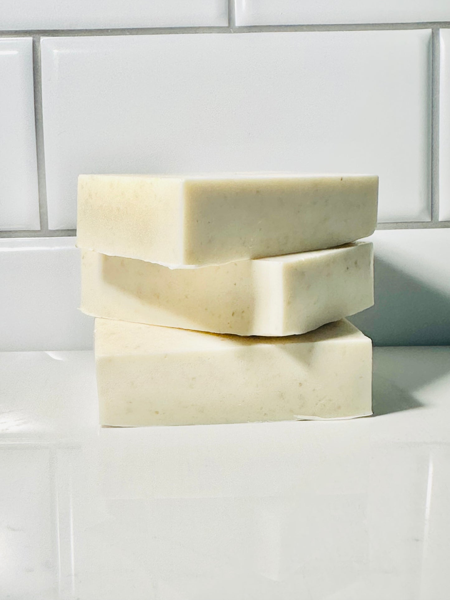 OATS & HONEY SHEA BUTTER CLEANSING SOAP BAR